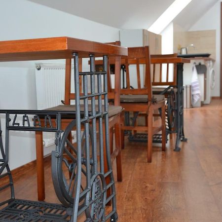 Attic Rooms Tábor Eksteriør bilde