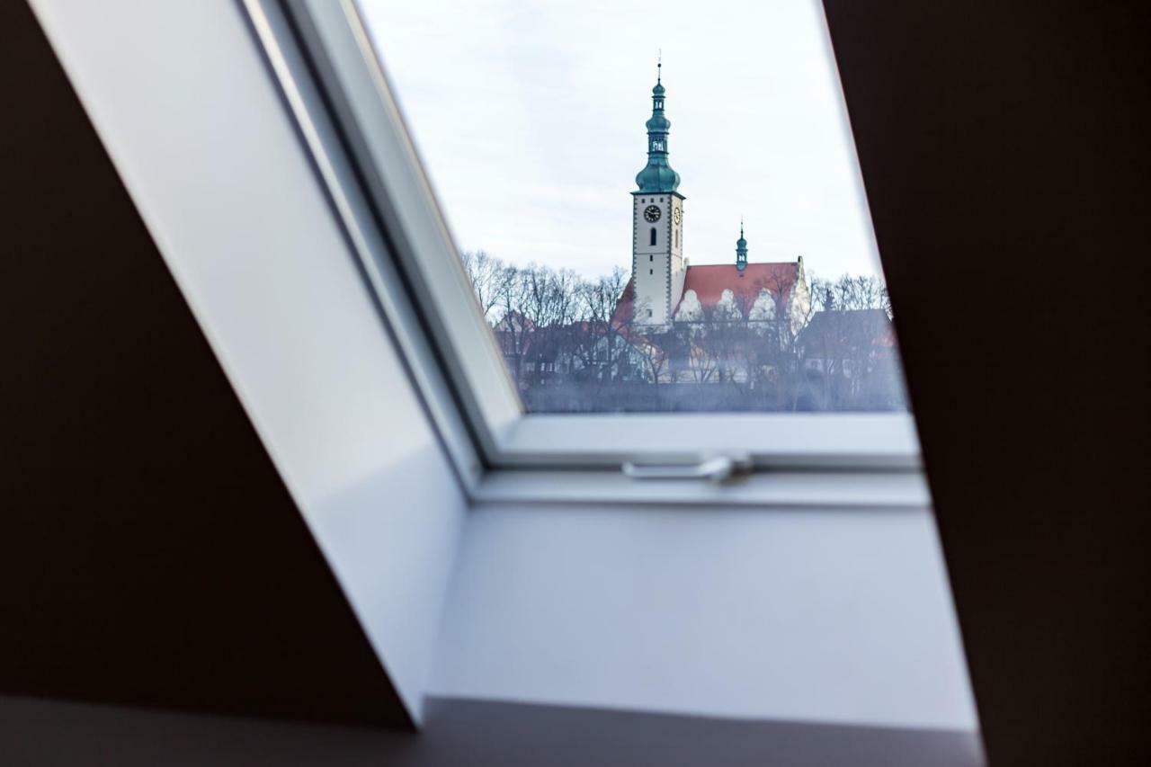 Attic Rooms Tábor Eksteriør bilde