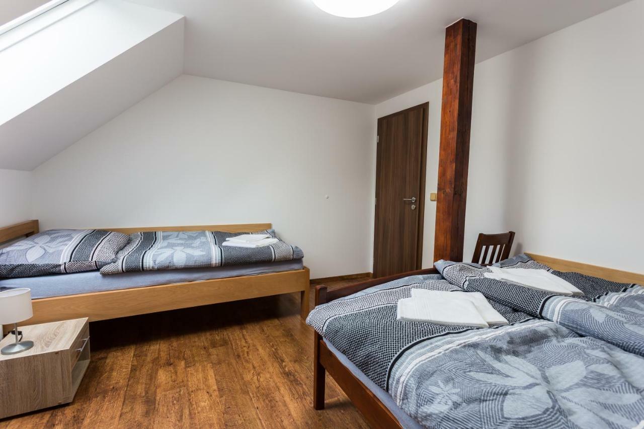 Attic Rooms Tábor Eksteriør bilde