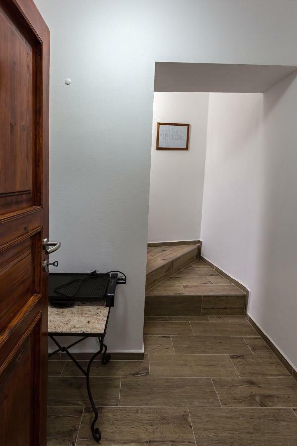 Attic Rooms Tábor Eksteriør bilde